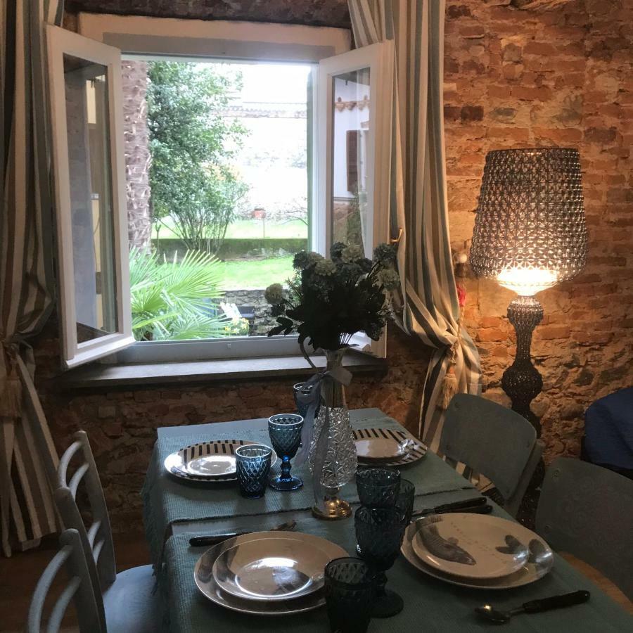 Apartment Il Giardino Segreto Arona, Charming